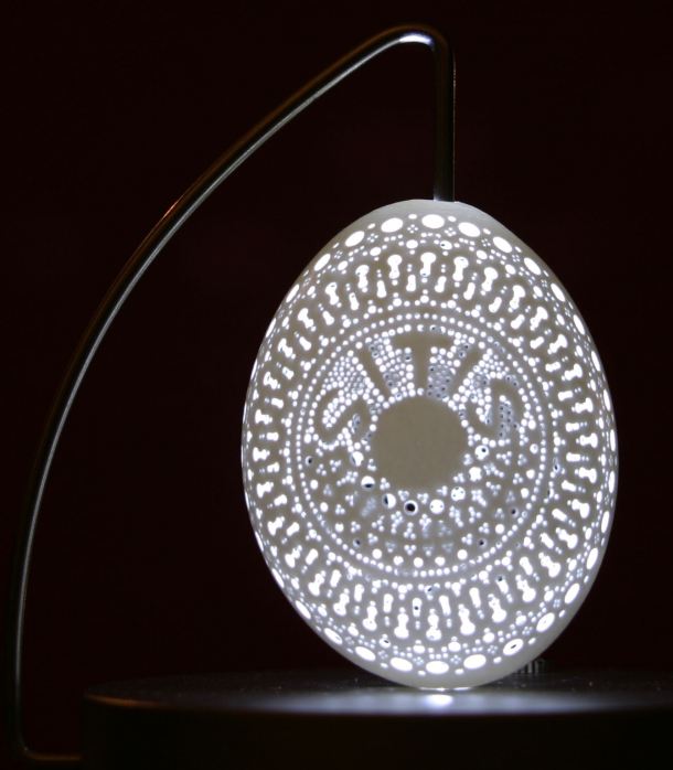 Уметност со јајца 01