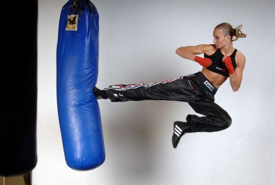 Брус Ли во женско издание